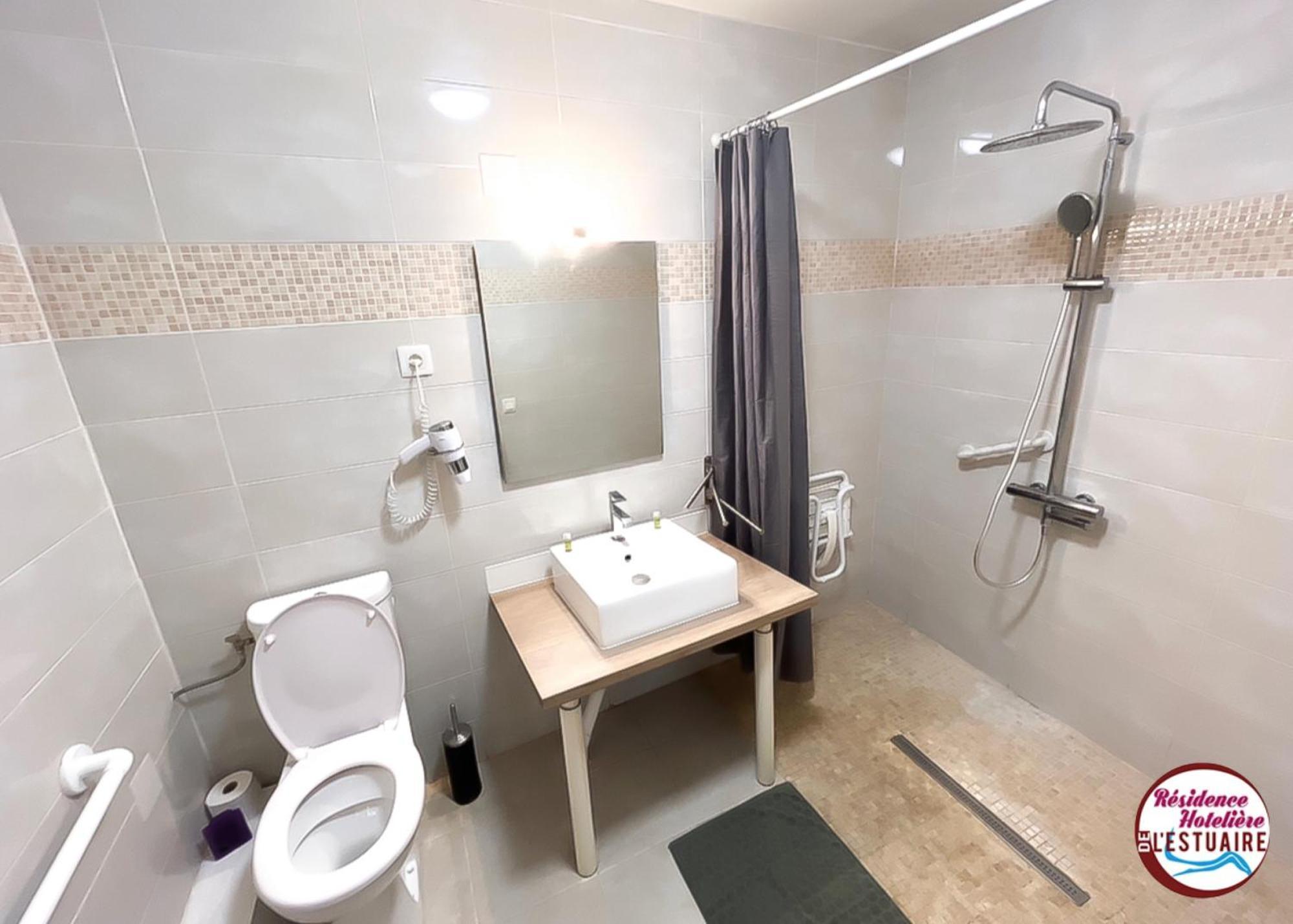 Residence Hoteliere De L'Estuaire Le Havre Kültér fotó